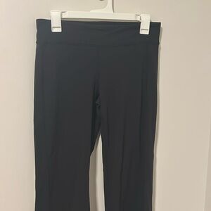 Athleta Black Flare Pants Size Medium Athletic Travel Hiking Comfy
